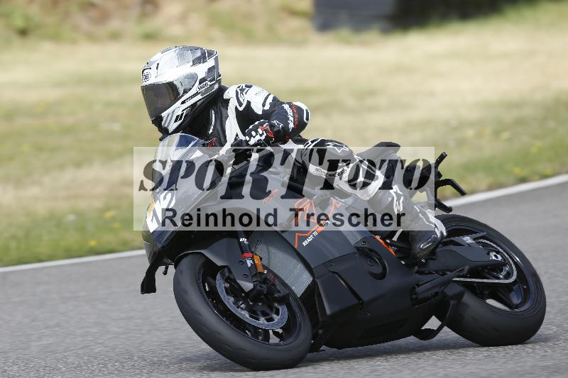 /19 06.06.2026  TZ Motorsport ADR/Gruppe gelb/12